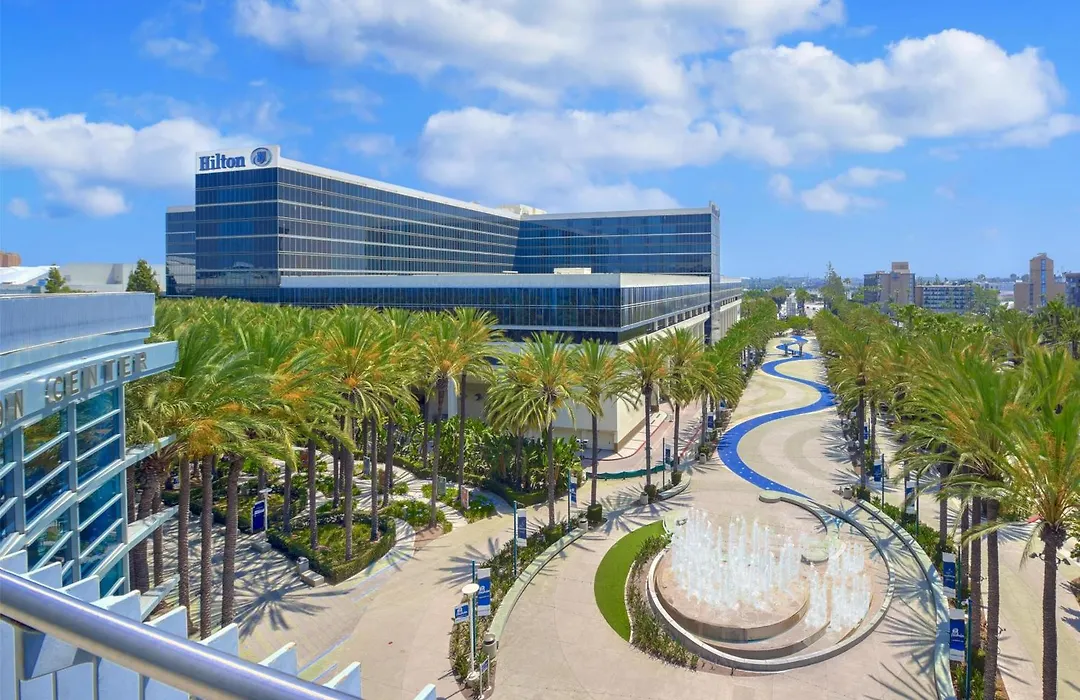 Hilton Anaheim-1
